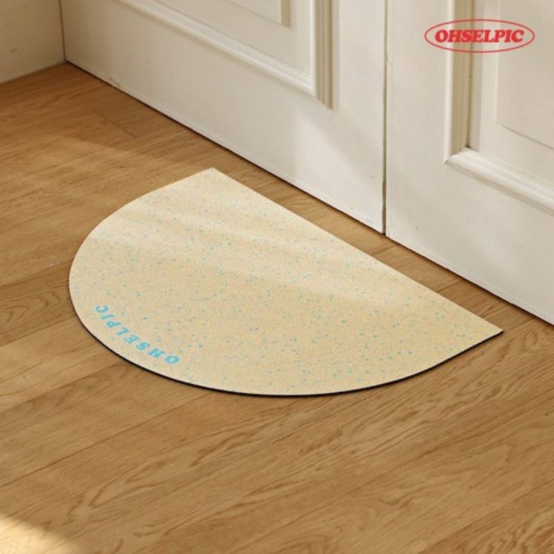 Alfombra de baño semicircular  - Zara Home Bathroom Mat reseña y precio