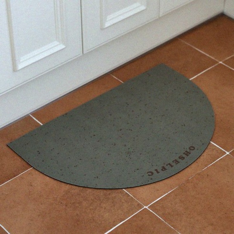 Alfombra de baño semicircular  - Zara Home Bathroom Mat reseña y precio